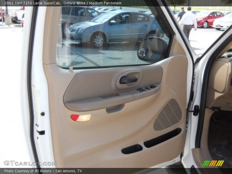 Oxford White / Medium Parchment 2001 Ford F150 Lariat SuperCab
