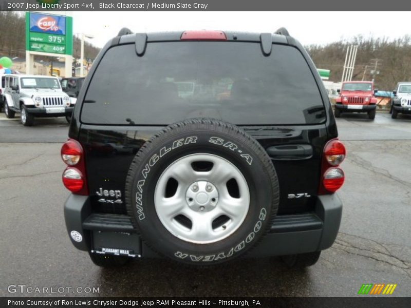 Black Clearcoat / Medium Slate Gray 2007 Jeep Liberty Sport 4x4