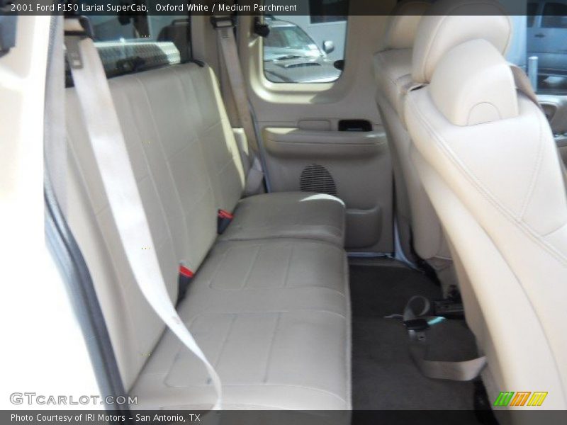 Oxford White / Medium Parchment 2001 Ford F150 Lariat SuperCab