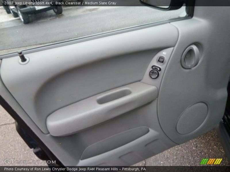Black Clearcoat / Medium Slate Gray 2007 Jeep Liberty Sport 4x4