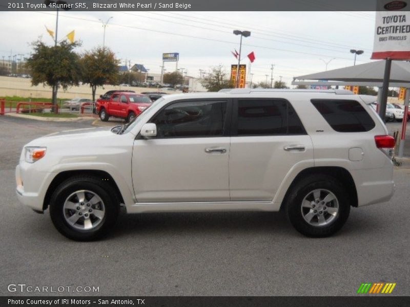 Blizzard White Pearl / Sand Beige 2011 Toyota 4Runner SR5