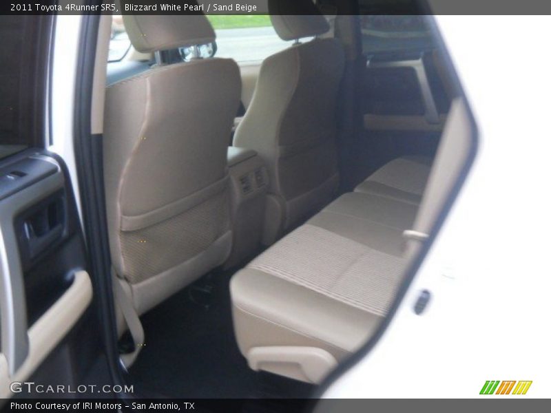 Blizzard White Pearl / Sand Beige 2011 Toyota 4Runner SR5