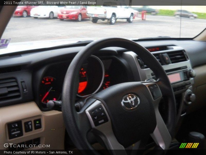 Blizzard White Pearl / Sand Beige 2011 Toyota 4Runner SR5