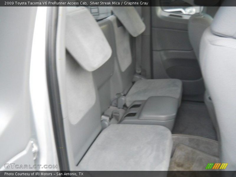 Silver Streak Mica / Graphite Gray 2009 Toyota Tacoma V6 PreRunner Access Cab