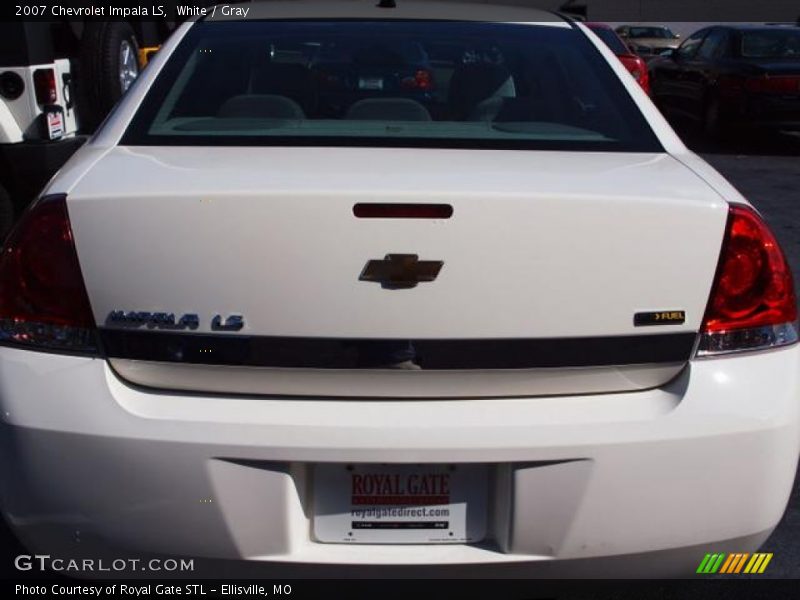 White / Gray 2007 Chevrolet Impala LS