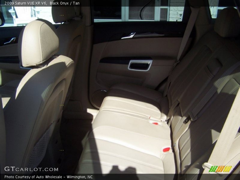 Black Onyx / Tan 2009 Saturn VUE XR V6