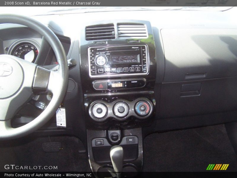 Barcelona Red Metallic / Charcoal Gray 2008 Scion xD