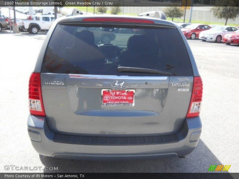 Green Meadow Gray / Gray 2007 Hyundai Entourage Limited