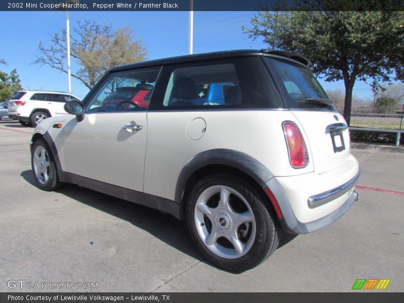Pepper White / Panther Black 2002 Mini Cooper Hardtop