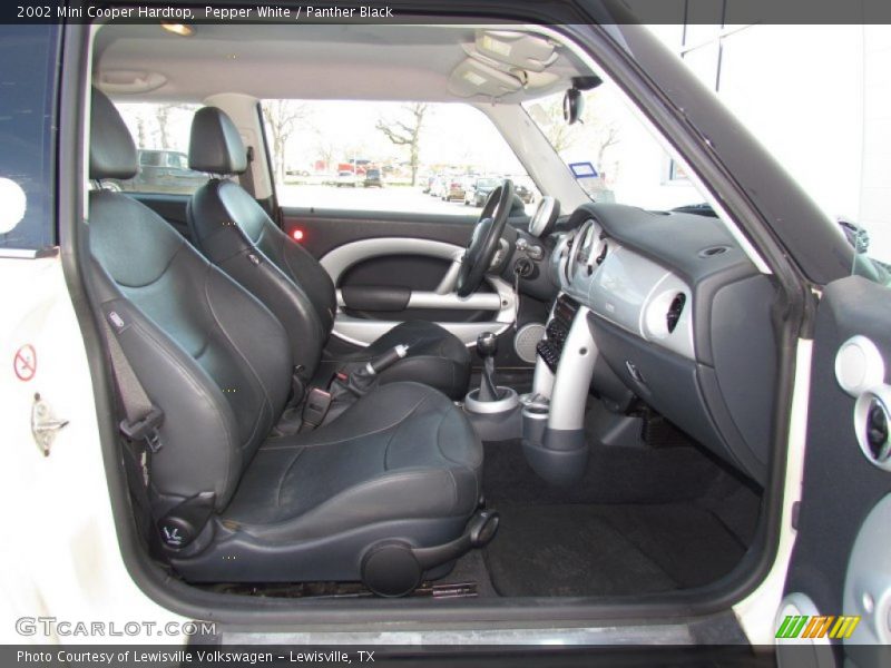 Pepper White / Panther Black 2002 Mini Cooper Hardtop