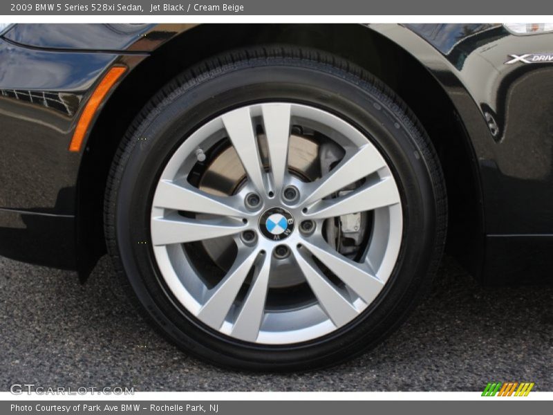  2009 5 Series 528xi Sedan Wheel