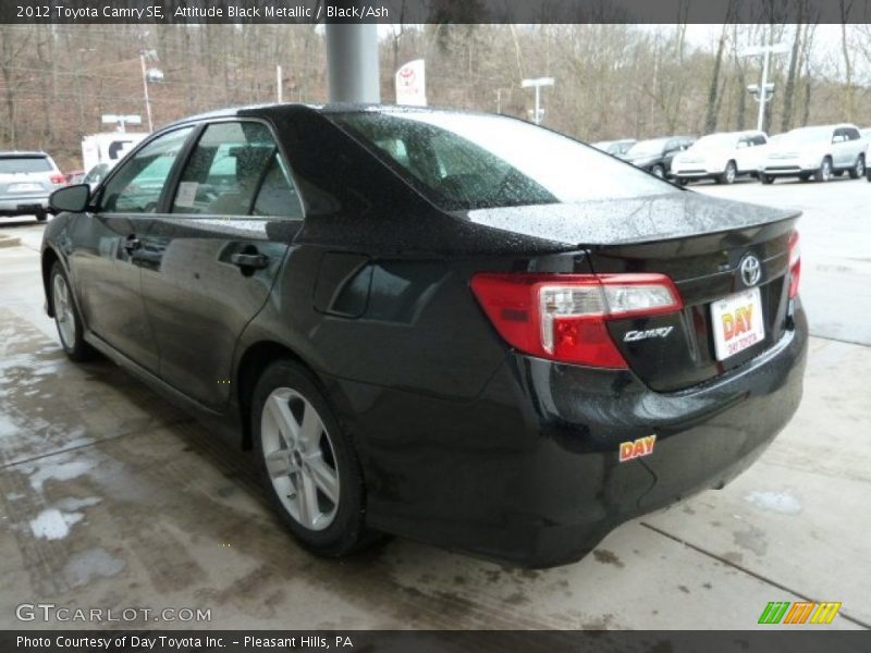 Attitude Black Metallic / Black/Ash 2012 Toyota Camry SE