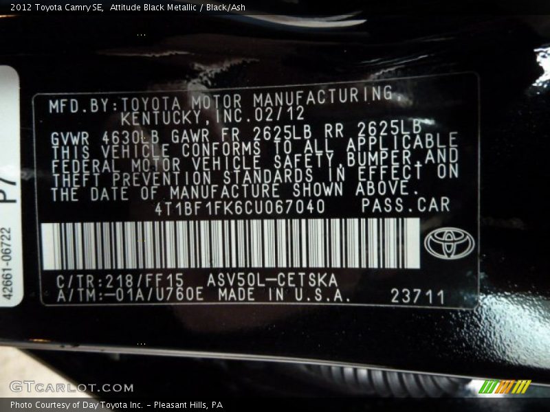 Attitude Black Metallic / Black/Ash 2012 Toyota Camry SE