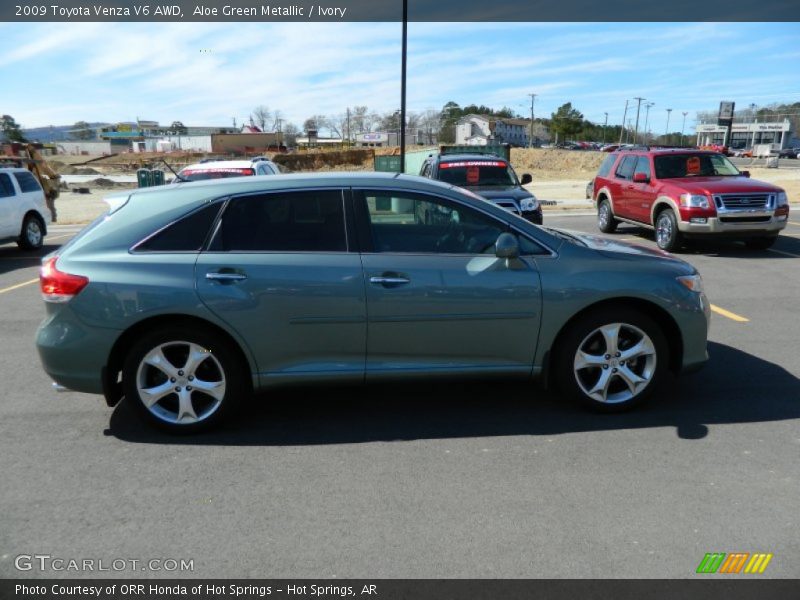 Aloe Green Metallic / Ivory 2009 Toyota Venza V6 AWD