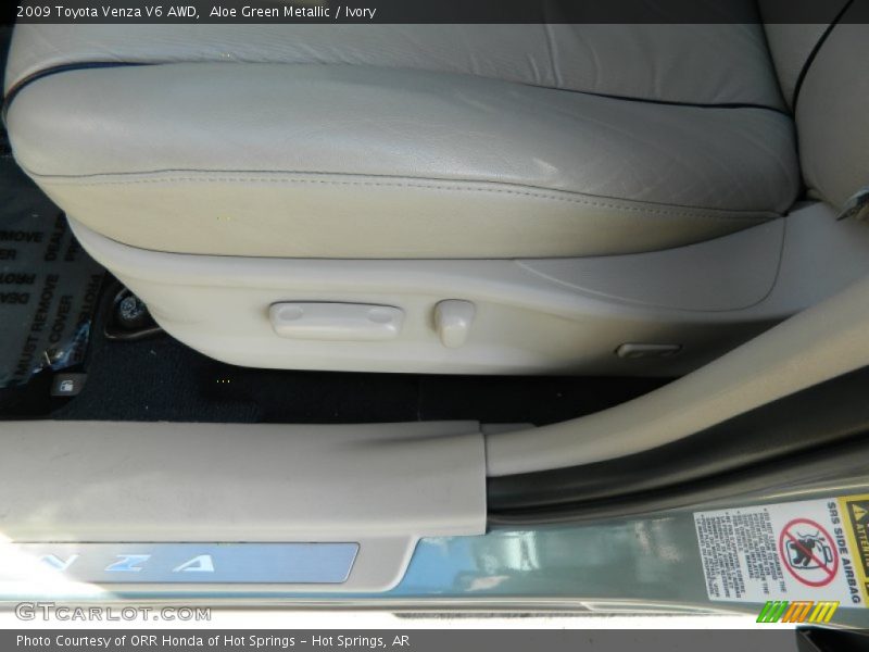 Aloe Green Metallic / Ivory 2009 Toyota Venza V6 AWD