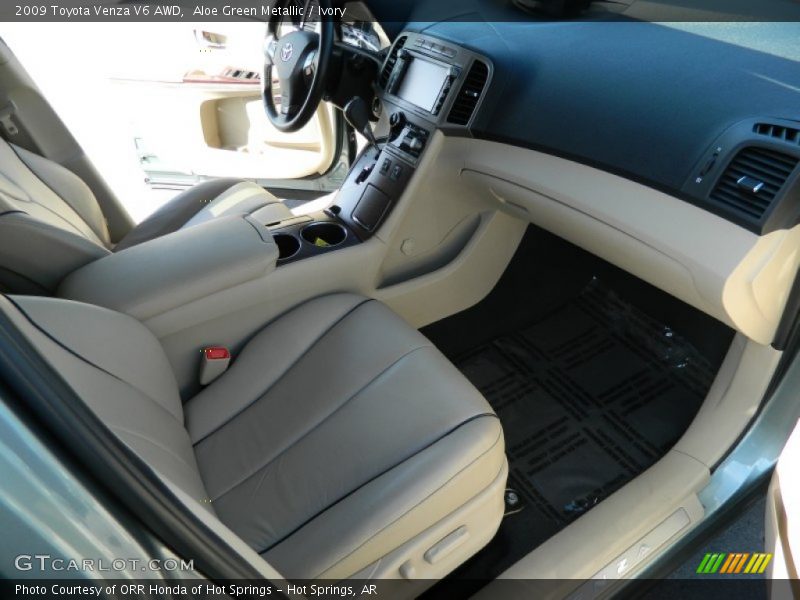 Aloe Green Metallic / Ivory 2009 Toyota Venza V6 AWD
