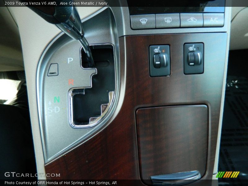Aloe Green Metallic / Ivory 2009 Toyota Venza V6 AWD