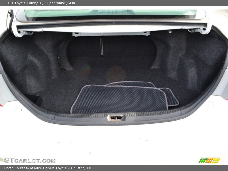 Super White / Ash 2011 Toyota Camry LE