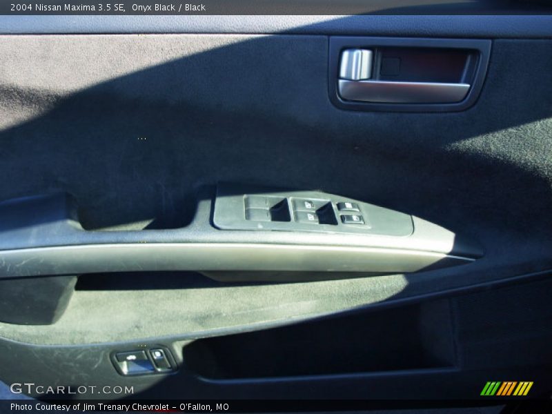 Onyx Black / Black 2004 Nissan Maxima 3.5 SE