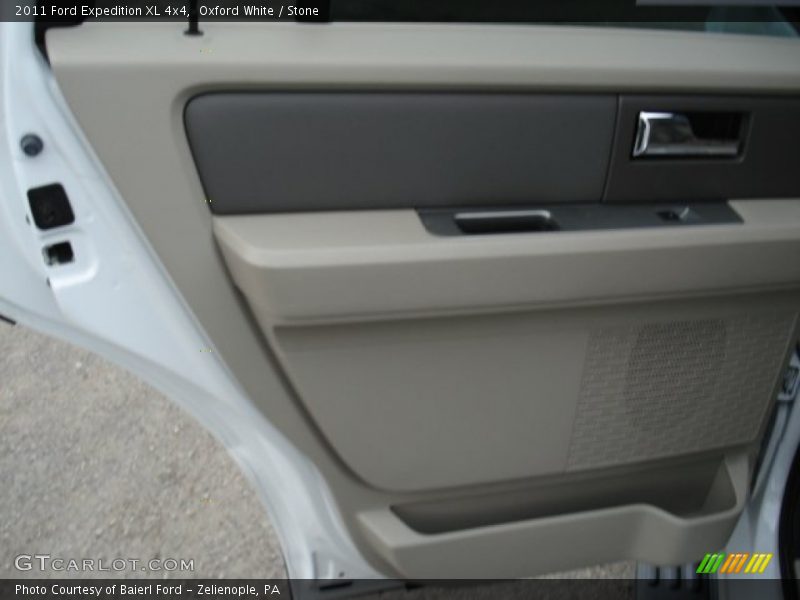 Oxford White / Stone 2011 Ford Expedition XL 4x4