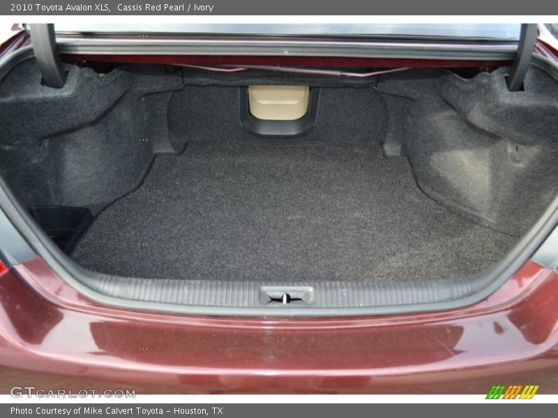 Cassis Red Pearl / Ivory 2010 Toyota Avalon XLS
