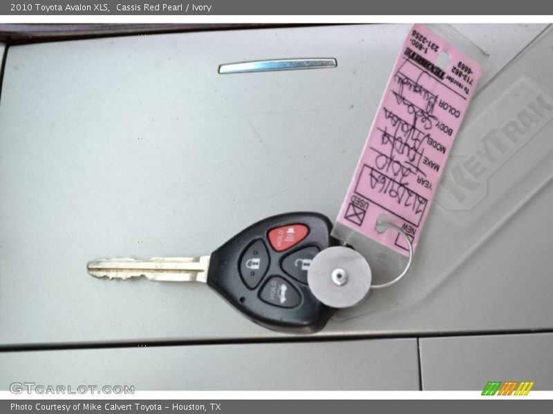 Cassis Red Pearl / Ivory 2010 Toyota Avalon XLS