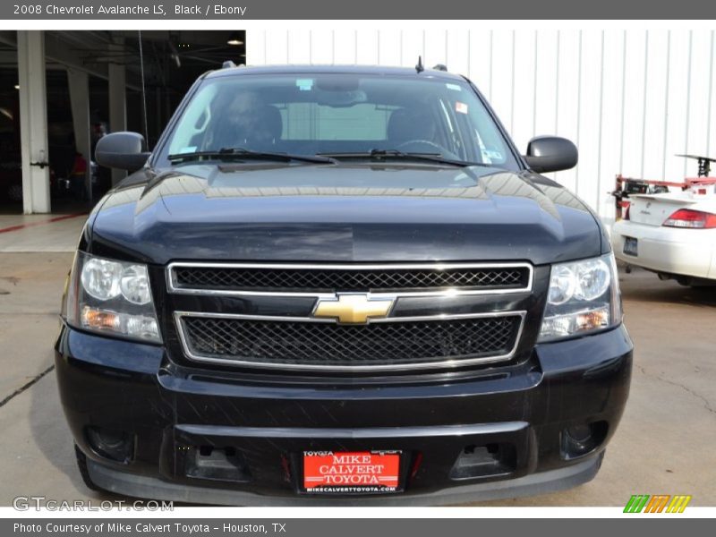 Black / Ebony 2008 Chevrolet Avalanche LS