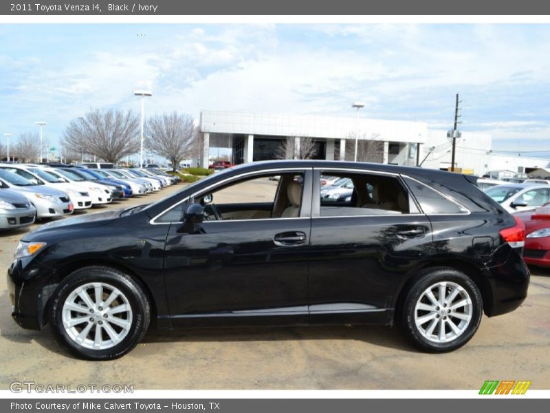 Black / Ivory 2011 Toyota Venza I4