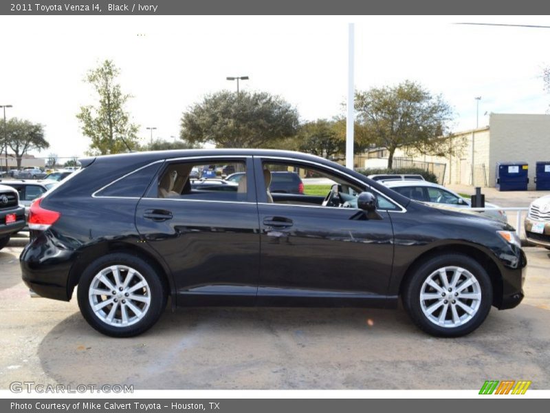 Black / Ivory 2011 Toyota Venza I4