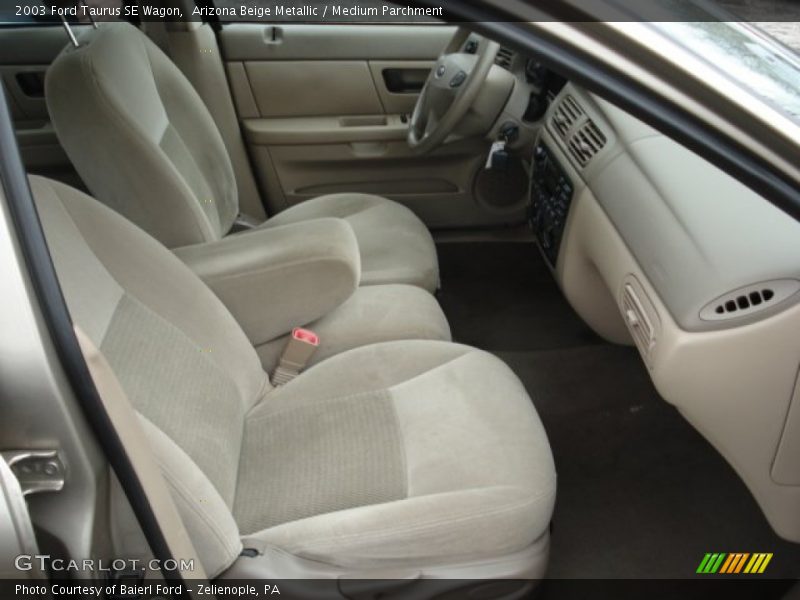 Arizona Beige Metallic / Medium Parchment 2003 Ford Taurus SE Wagon