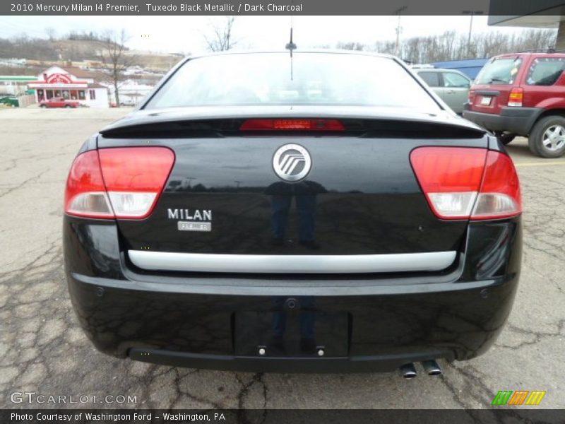 Tuxedo Black Metallic / Dark Charcoal 2010 Mercury Milan I4 Premier