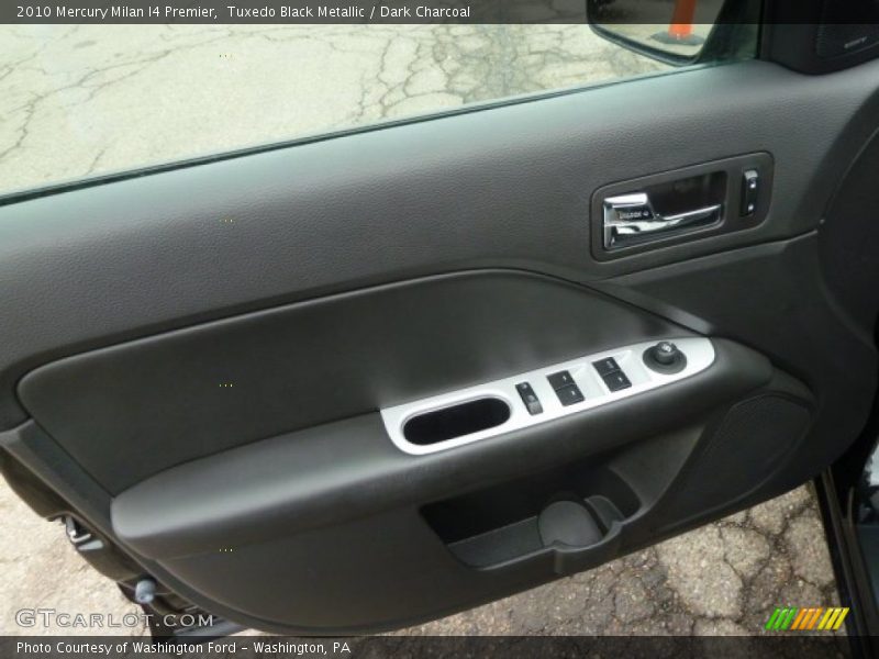 Tuxedo Black Metallic / Dark Charcoal 2010 Mercury Milan I4 Premier