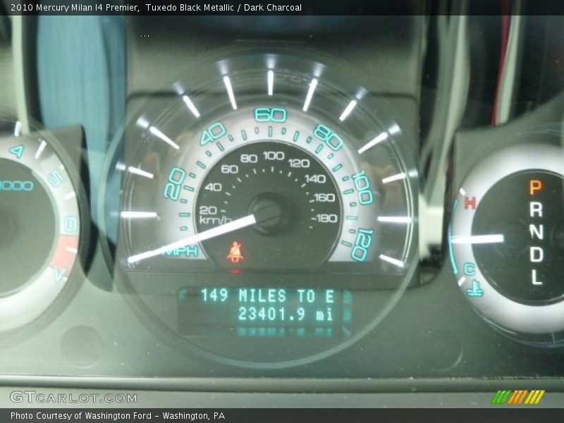 Tuxedo Black Metallic / Dark Charcoal 2010 Mercury Milan I4 Premier