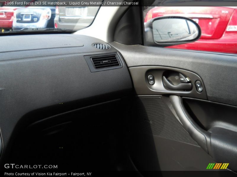 Liquid Grey Metallic / Charcoal/Charcoal 2006 Ford Focus ZX3 SE Hatchback