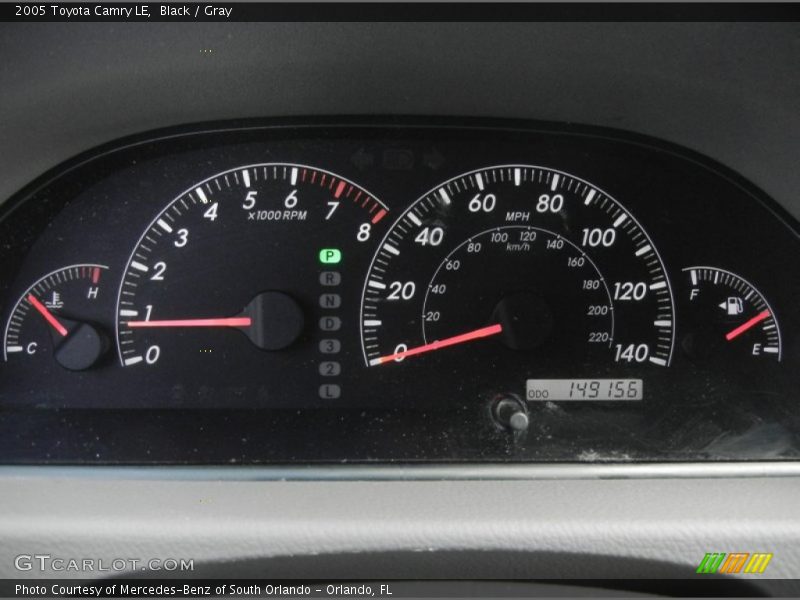 Black / Gray 2005 Toyota Camry LE