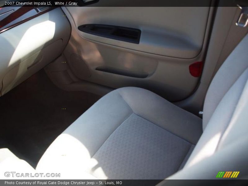 White / Gray 2007 Chevrolet Impala LS