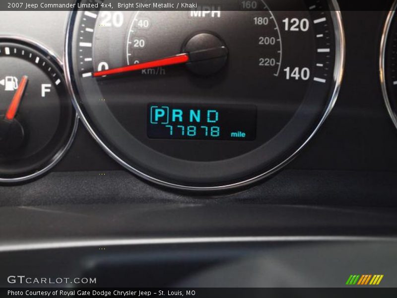 Bright Silver Metallic / Khaki 2007 Jeep Commander Limited 4x4