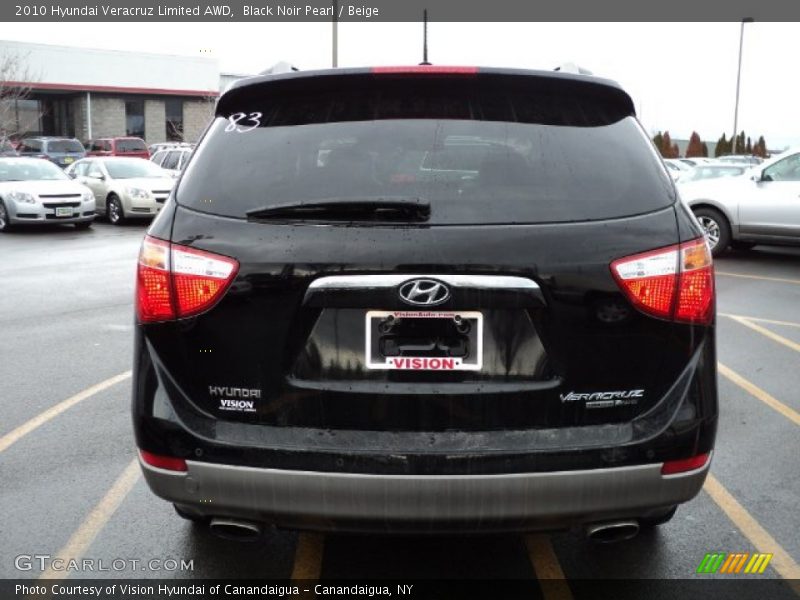 Black Noir Pearl / Beige 2010 Hyundai Veracruz Limited AWD