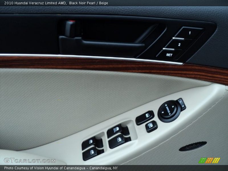 Black Noir Pearl / Beige 2010 Hyundai Veracruz Limited AWD