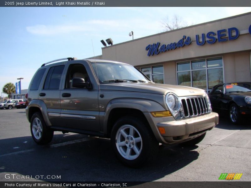 Light Khaki Metallic / Khaki 2005 Jeep Liberty Limited