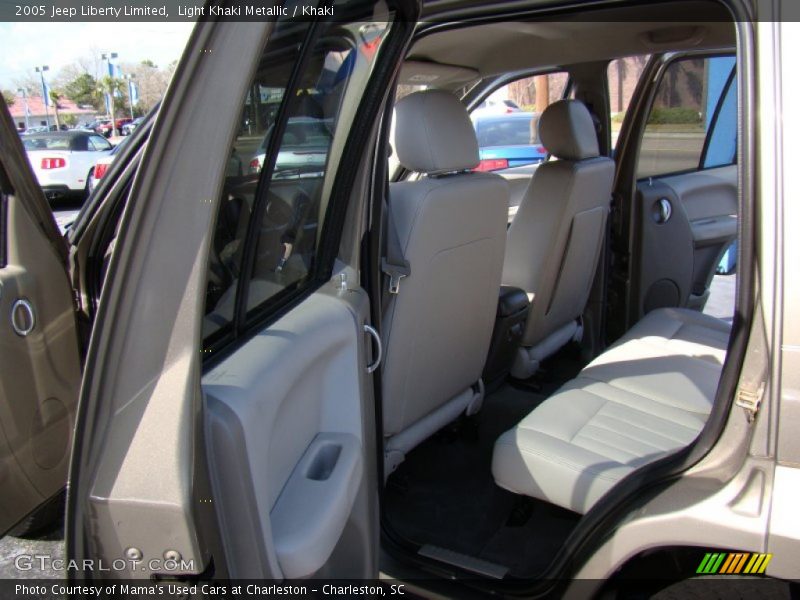 Light Khaki Metallic / Khaki 2005 Jeep Liberty Limited