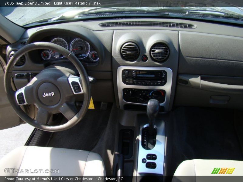 Light Khaki Metallic / Khaki 2005 Jeep Liberty Limited