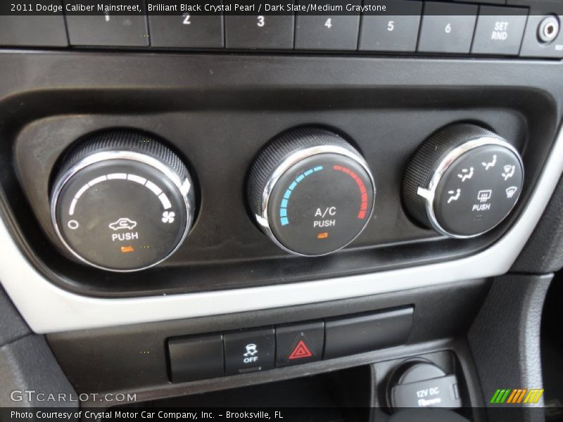 Brilliant Black Crystal Pearl / Dark Slate/Medium Graystone 2011 Dodge Caliber Mainstreet