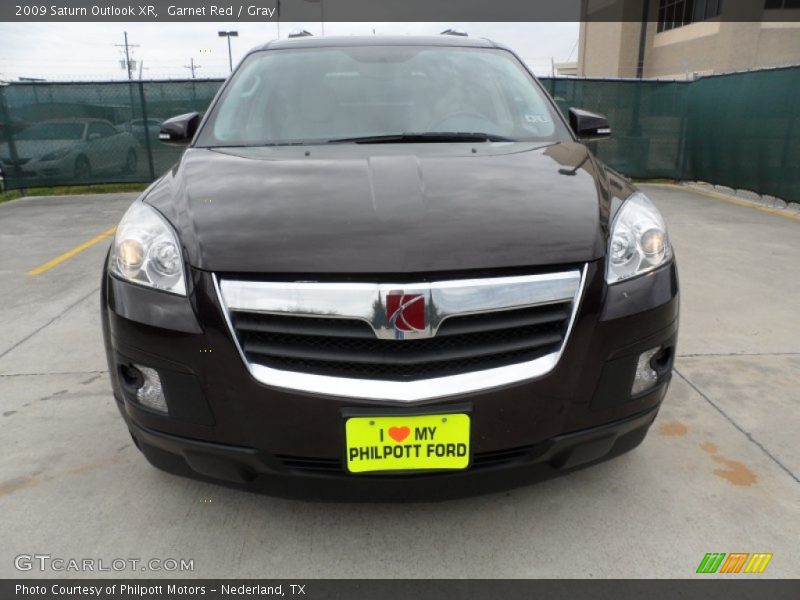 Garnet Red / Gray 2009 Saturn Outlook XR