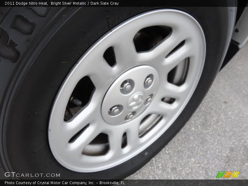 Bright Silver Metallic / Dark Slate Gray 2011 Dodge Nitro Heat