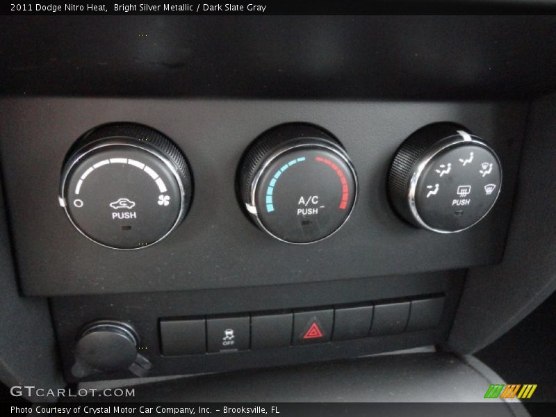 Bright Silver Metallic / Dark Slate Gray 2011 Dodge Nitro Heat