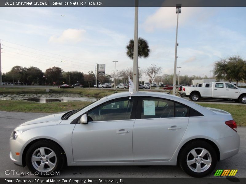 Silver Ice Metallic / Jet Black 2011 Chevrolet Cruze LT