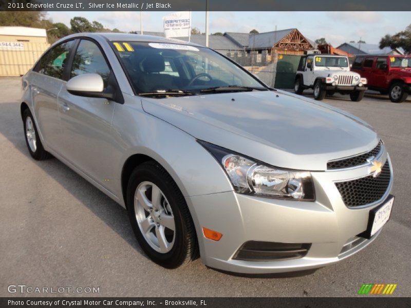 Silver Ice Metallic / Jet Black 2011 Chevrolet Cruze LT