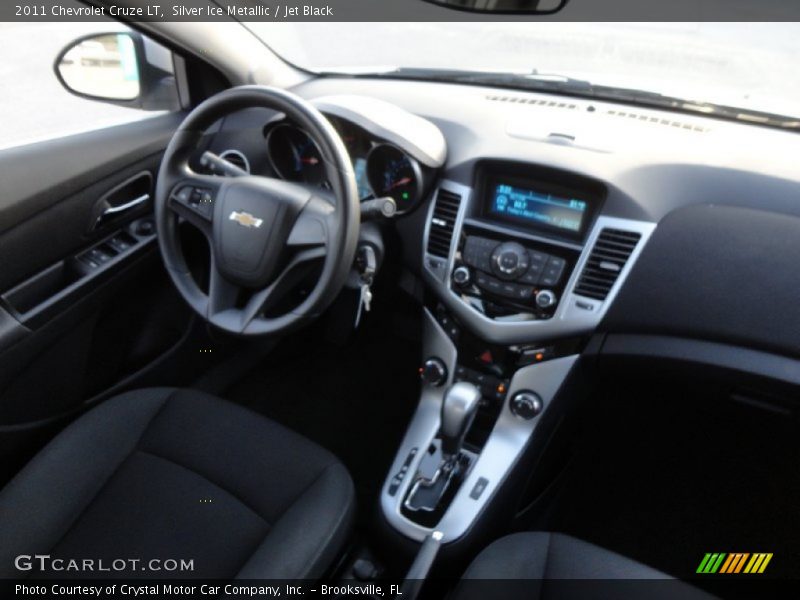 Silver Ice Metallic / Jet Black 2011 Chevrolet Cruze LT