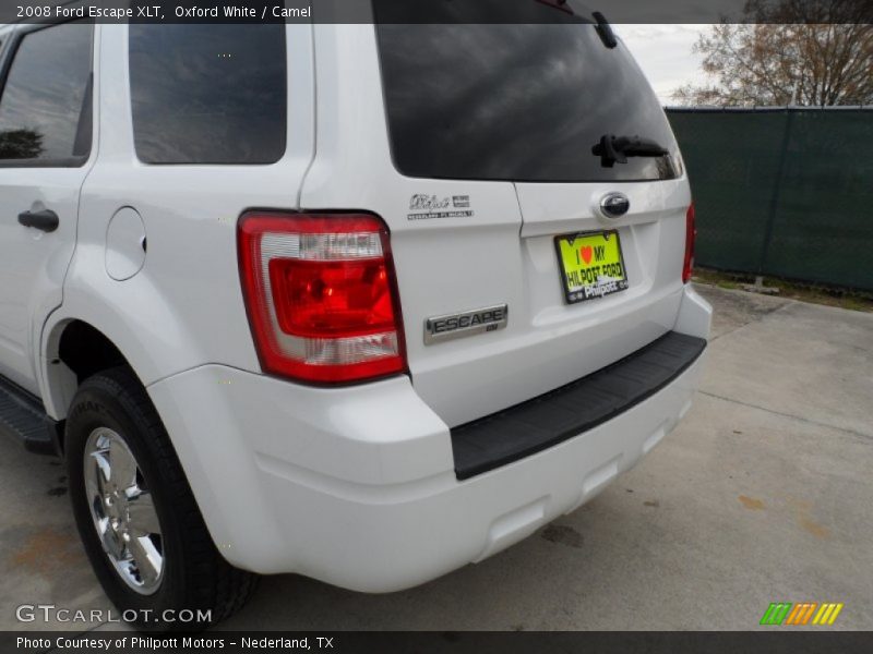 Oxford White / Camel 2008 Ford Escape XLT